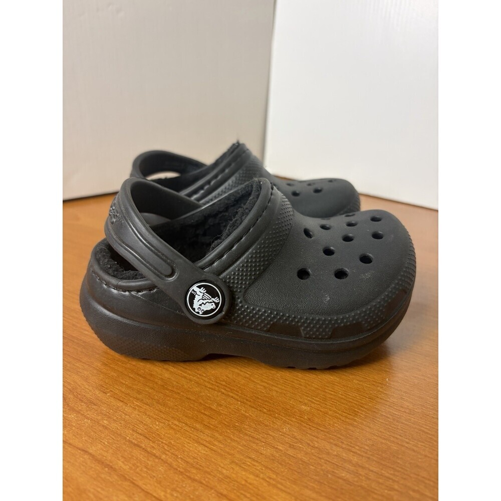Croc Classic Lined Clogs Toddlers Size 6 Black Fleece Warm